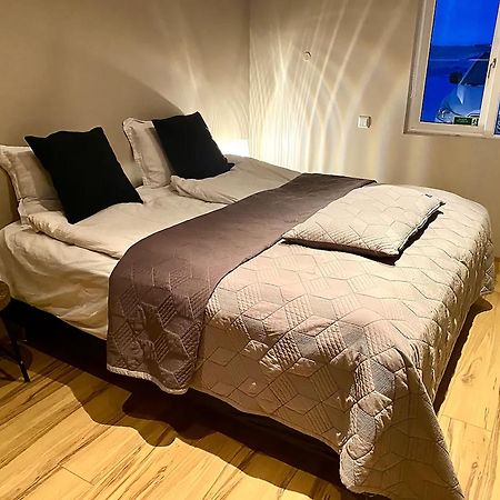 Hamar - Puffin Cottages & Rooms ハヴォルスヴォルール エクステリア 写真