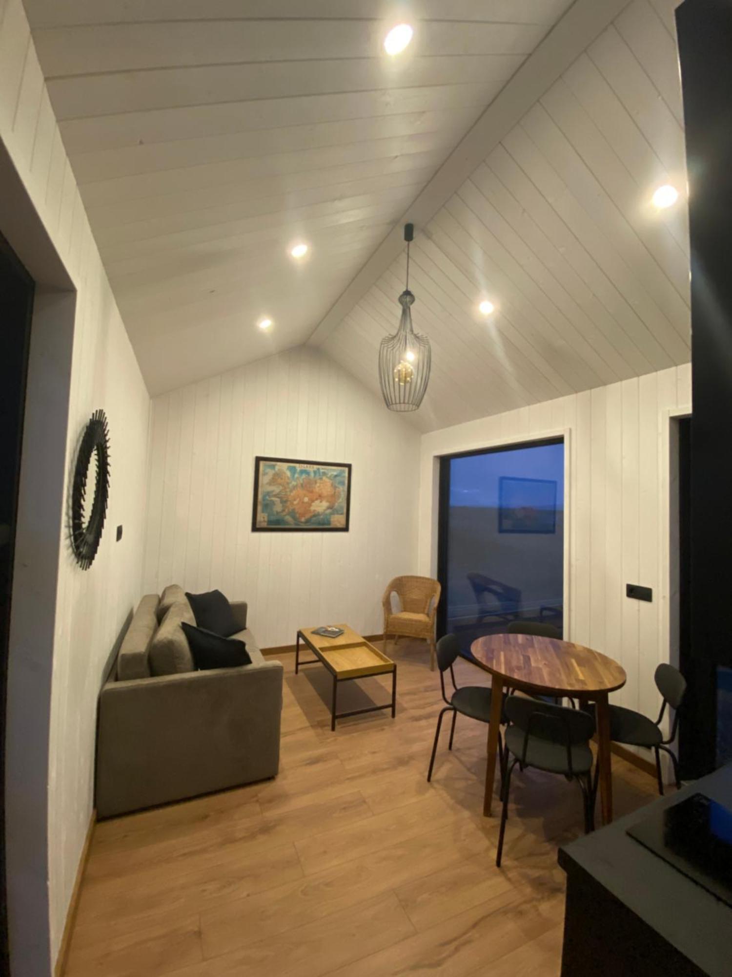 Hamar - Puffin Cottages & Rooms ハヴォルスヴォルール エクステリア 写真