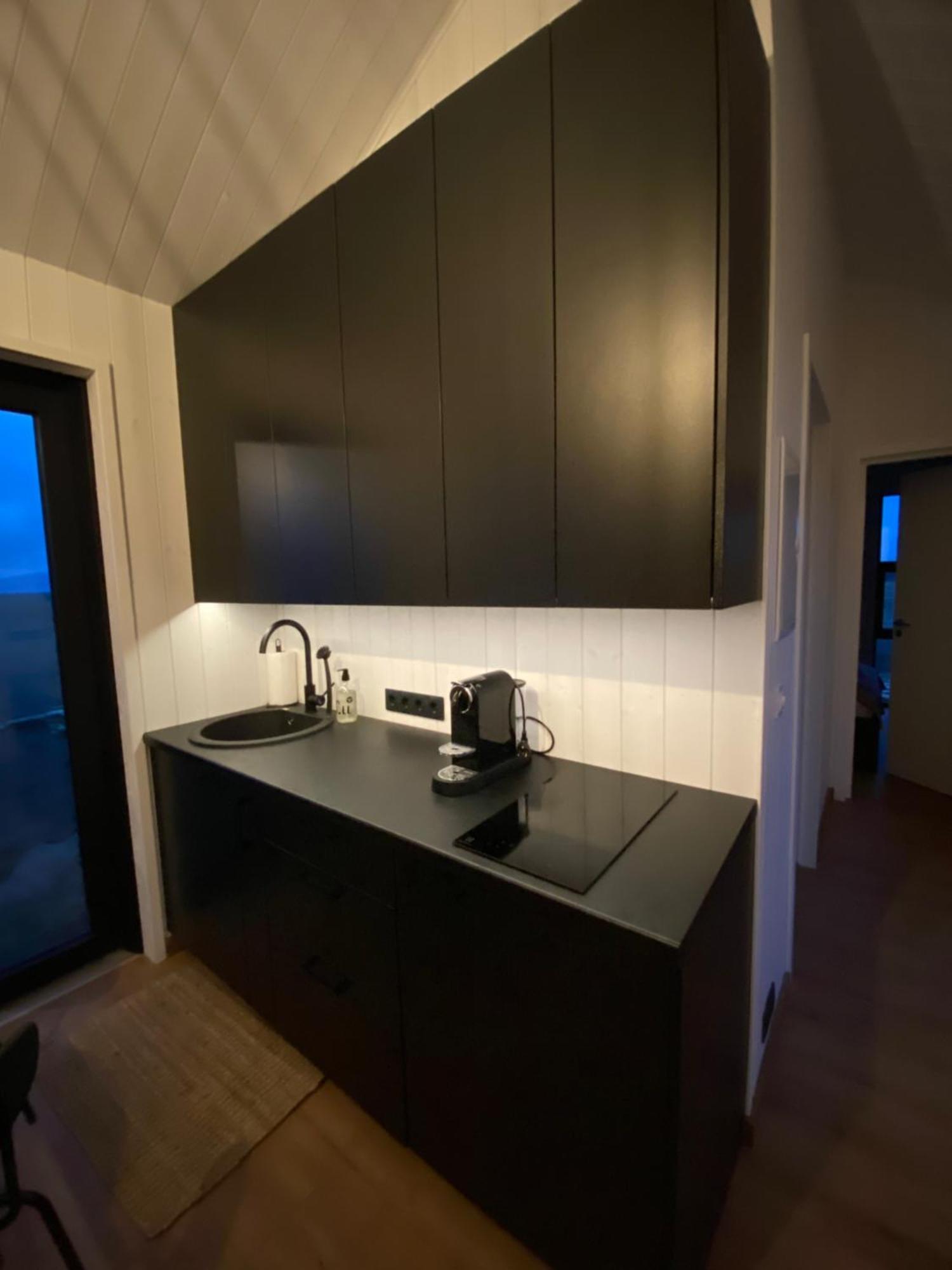 Hamar - Puffin Cottages & Rooms ハヴォルスヴォルール エクステリア 写真