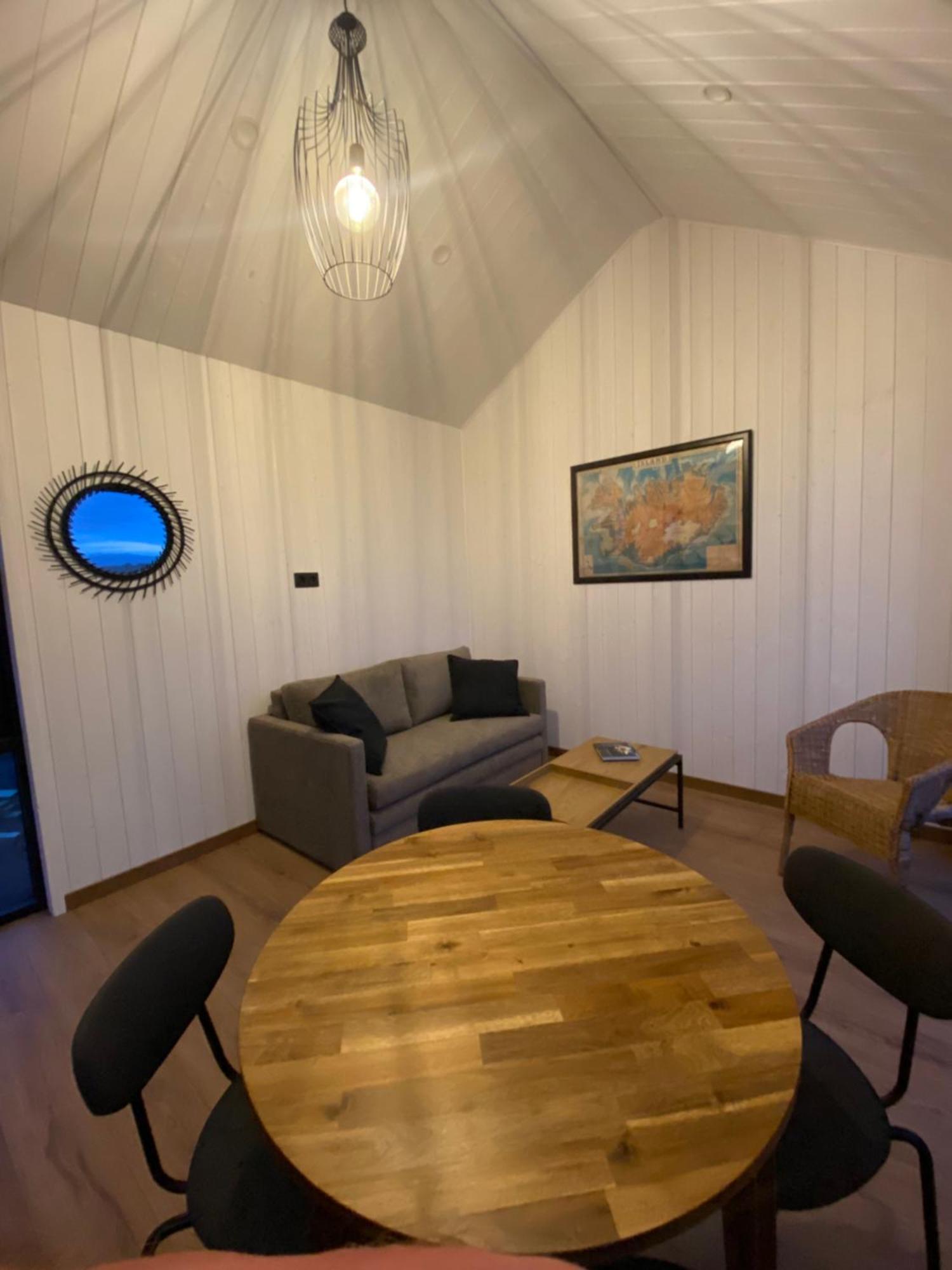 Hamar - Puffin Cottages & Rooms ハヴォルスヴォルール エクステリア 写真