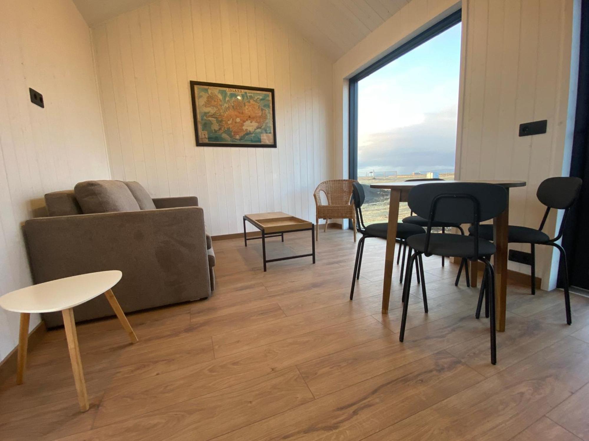 Hamar - Puffin Cottages & Rooms ハヴォルスヴォルール エクステリア 写真